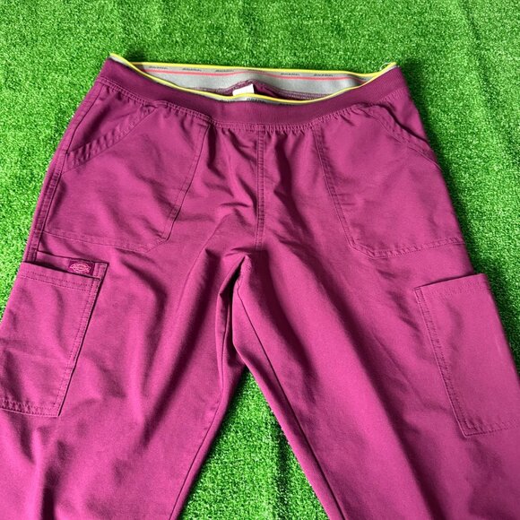 Dickies Womens Scrubs Retro Tapered Leg Pull On Burgundy Cargo Pant DK035 Size L - Picture 7 of 14